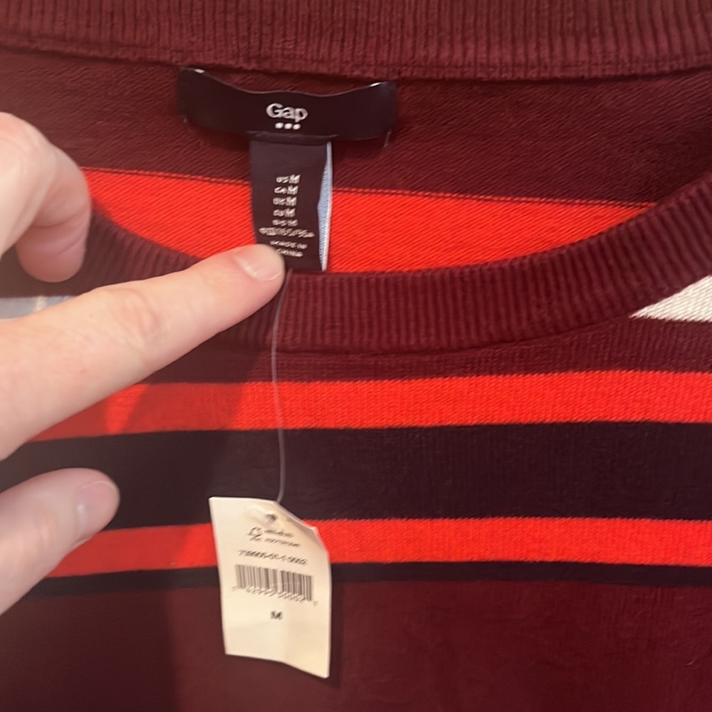 Woman’s sweater - Picture 3 of 4